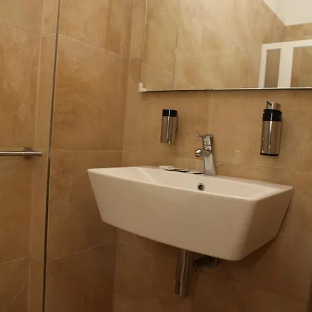 Parigi 3*