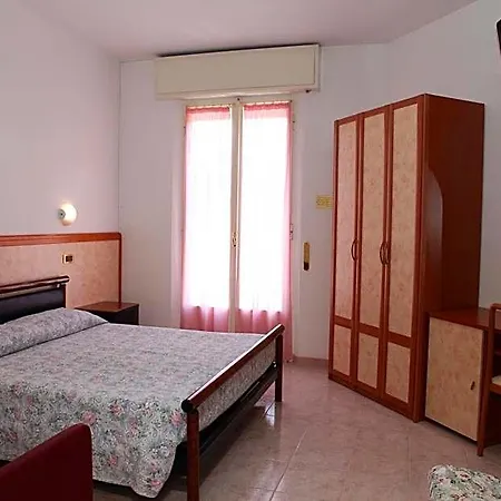 Parigi Hotel 3*