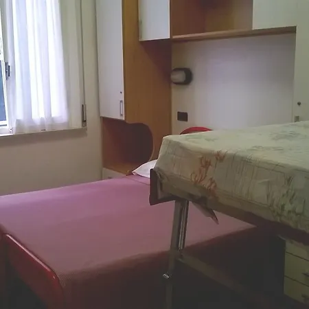 Hotel Parigi 3*