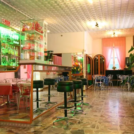 帕里吉酒店 里米尼