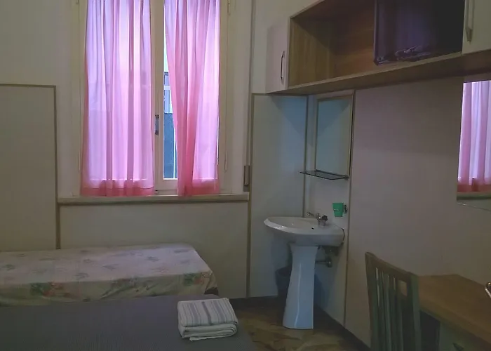 Hotel Parigi 3*